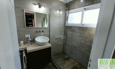 Chalet de categoría en venta en Sierra de los Padres. Zona golf. Pnorámico