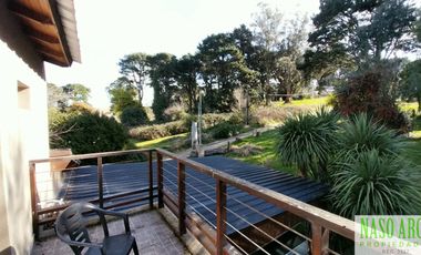 Chalet de categoría en venta en Sierra de los Padres. Zona golf. Pnorámico