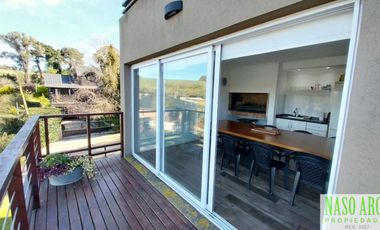 Chalet de categoría en venta en Sierra de los Padres. Zona golf. Pnorámico