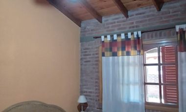 00254 Departamento en alquiler temporario de 1 dormitorio en Mina Clavero