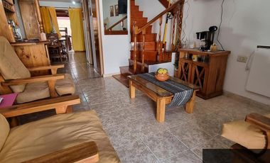 Dúplex en alquiler temporario de 2 dormitorios c/ cochera en Costa Azul