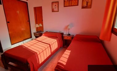 Dúplex en alquiler temporario de 2 dormitorios c/ cochera en Costa Azul