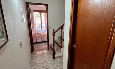 Triplex en venta de 4 ambientes c/ cochera en La Lucila del Mar