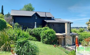 Importante Cabaña en venta en Sierra de los Padres. Gas Natural. Muy buena vista