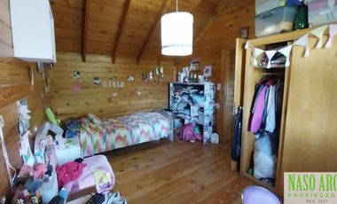 Importante Cabaña en venta en Sierra de los Padres. Gas Natural. Muy buena vista