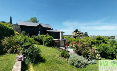 Importante Cabaña en venta en Sierra de los Padres. Gas Natural. Muy buena vista
