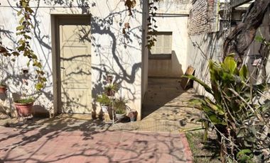Casa en venta de 3 dormitorios c/ cochera en Centro