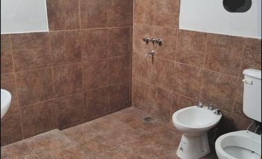 Casa en venta de 2 dormitorios c/ cochera en Sumalao