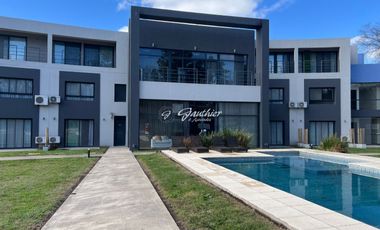 Departamento en venta de 1 dormitorio c/ cochera en Campana