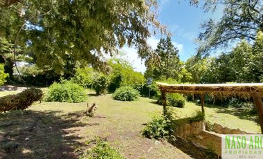 Chalet con dependencia en venta en Sierra de los Padres - 2 lotes