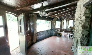 Chalet con dependencia en venta en Sierra de los Padres - 2 lotes