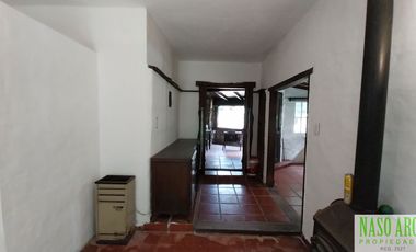 Chalet con dependencia en venta en Sierra de los Padres - 2 lotes