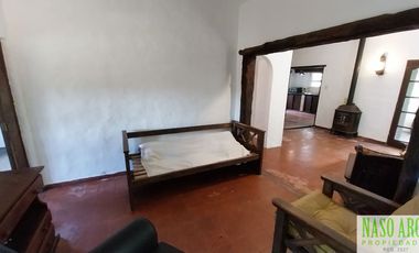 Chalet con dependencia en venta en Sierra de los Padres - 2 lotes