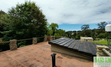 Chalet con dependencia en venta en Sierra de los Padres - 2 lotes