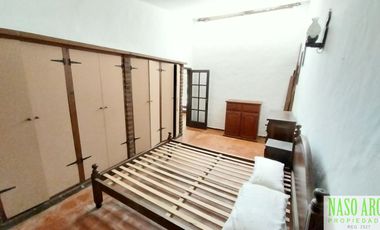 Chalet con dependencia en venta en Sierra de los Padres - 2 lotes