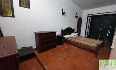 Chalet con dependencia en venta en Sierra de los Padres - 2 lotes