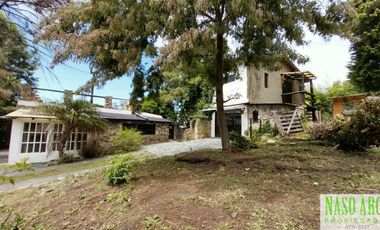 Chalet con dependencia en venta en Sierra de los Padres - 2 lotes