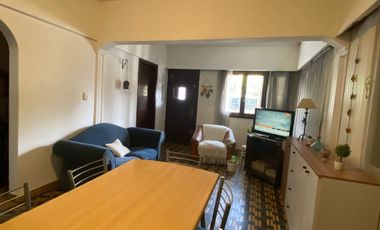 VENTA. CASA DE 3 AMBIENTES CON LOCAL. CORDOBA Y AVELLANEDA. MAR DEL PLATA
