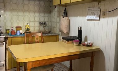 VENTA. CASA DE 3 AMBIENTES CON LOCAL. CORDOBA Y AVELLANEDA. MAR DEL PLATA