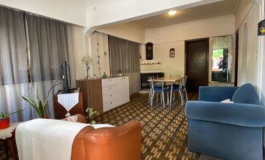 VENTA. CASA DE 3 AMBIENTES CON LOCAL. CORDOBA Y AVELLANEDA. MAR DEL PLATA