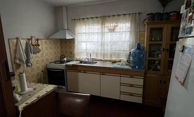 Bº Acosta , calle Agustin Garzon , Casa en venta de 1 dormitorios