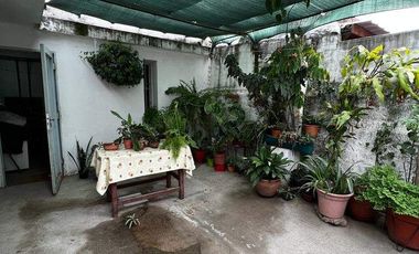 Bº Acosta , calle Agustin Garzon , Casa en venta de 1 dormitorios