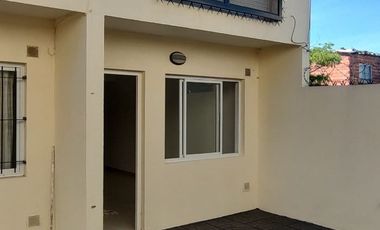 Dúplex en venta de 2 dormitorios en San Miguel