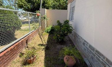 Casa en venta de 1 dormitorio c/ cochera en 9 de Noviembre