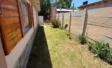 Casa en venta de 1 dormitorio c/ cochera en 9 de Noviembre