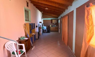 Casa en venta de 1 dormitorio c/ cochera en 9 de Noviembre