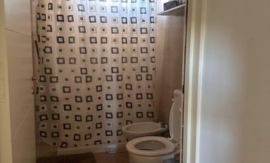 Dúplex en venta de 2 dormitorios c/ cochera en Maipú