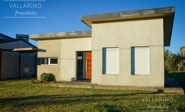 Casa Barrio Verdes Colinas, Colón.