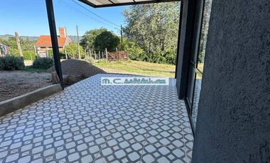 AT156b. TALA HUASI. A MTS. DEL RIO. 2 PAX