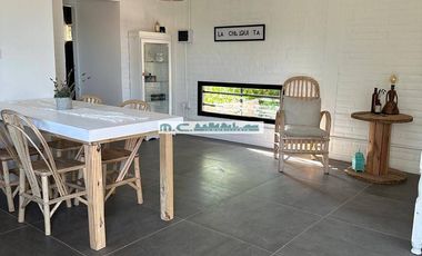 AT156b. TALA HUASI. A MTS. DEL RIO. 2 PAX