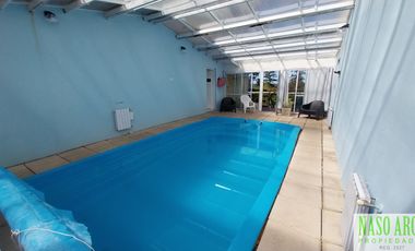 Dos unidades en venta en Sierra de los Padres. Piscina cubierta y climatizada