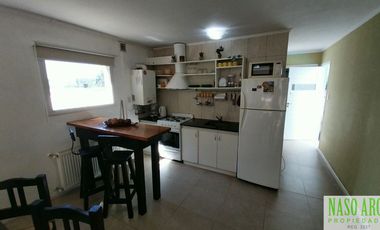 Dos unidades en venta en Sierra de los Padres. Piscina cubierta y climatizada