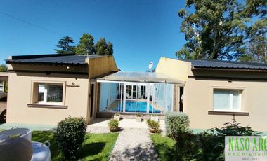 Dos unidades en venta en Sierra de los Padres. Piscina cubierta y climatizada