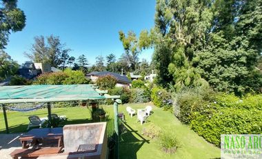 Dos unidades en venta en Sierra de los Padres. Piscina cubierta y climatizada