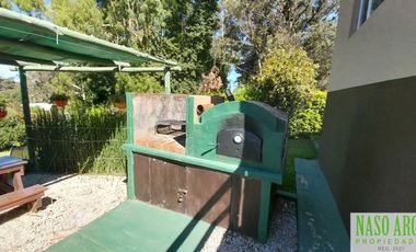 Dos unidades en venta en Sierra de los Padres. Piscina cubierta y climatizada