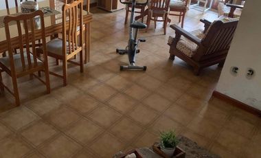 Casa en venta de 4 dormitorios en Maipú