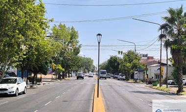 Casa en venta de 4 dormitorios en Maipú