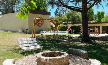 V182. TALA HUASI. COMPLEJO FTE. AL RIO C/ LOCAL COMERCIAL. SALIDA A DOS CALLES.