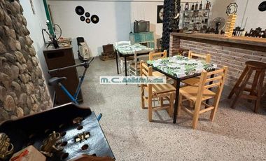 V182. TALA HUASI. COMPLEJO FTE. AL RIO C/ LOCAL COMERCIAL. SALIDA A DOS CALLES.