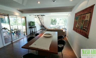 Moderna casa de diseño en venta en Sierra de los Padres - Vista Panorámica