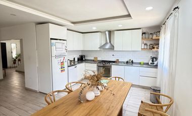 Casa moderna en venta Jose c paz