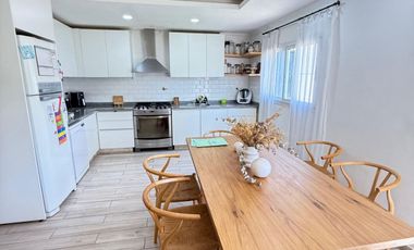 Casa moderna en venta Jose c paz