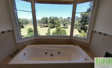 CHALET ESTILO INGLES EN -  VENTA SIERRA DE LOS PADRES. GAS NATURAL EN SU VEREDA