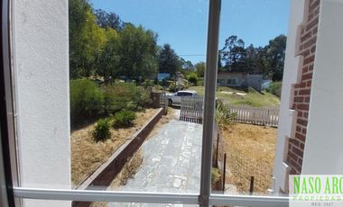 CHALET ESTILO INGLES EN -  VENTA SIERRA DE LOS PADRES. GAS NATURAL EN SU VEREDA