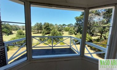 CHALET ESTILO INGLES EN -  VENTA SIERRA DE LOS PADRES. GAS NATURAL EN SU VEREDA