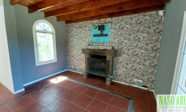 CHALET ESTILO INGLES EN -  VENTA SIERRA DE LOS PADRES. GAS NATURAL EN SU VEREDA